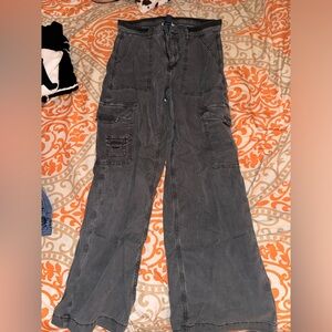 American Eagle Cargo stretchy Pants